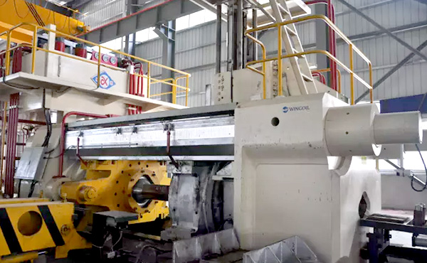 Large extrusion press