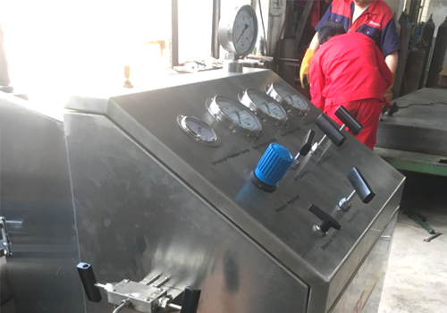 A Set of Trolley Type Hydro Test Pump Unit was delivered to Malaysia