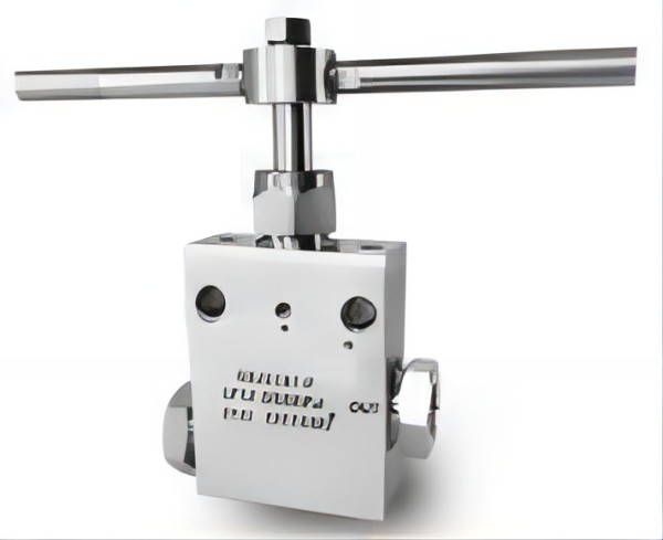Micro metering needle valves: Precision Flow Control in Oilfield Equipment