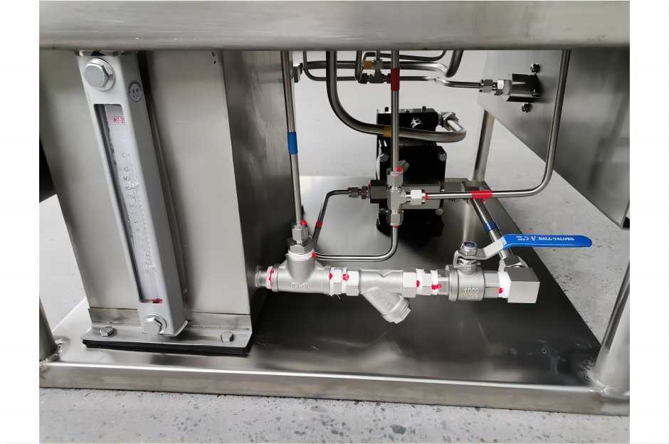 hydraulic pressure testing machine components