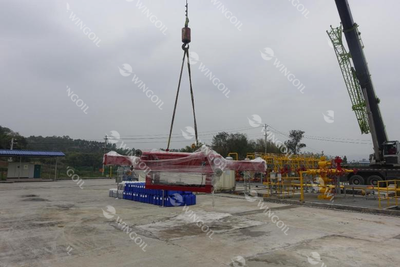 on site lifting of multiphase pump system