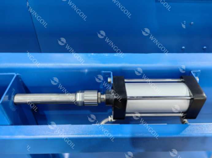 main features of pressure test bay